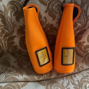 Champagne cooler sleeves